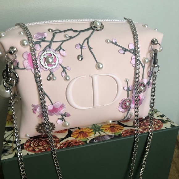 DIOR cosmetic case customized & converted to crossbody. Excellent condition - Picture 3 of 17